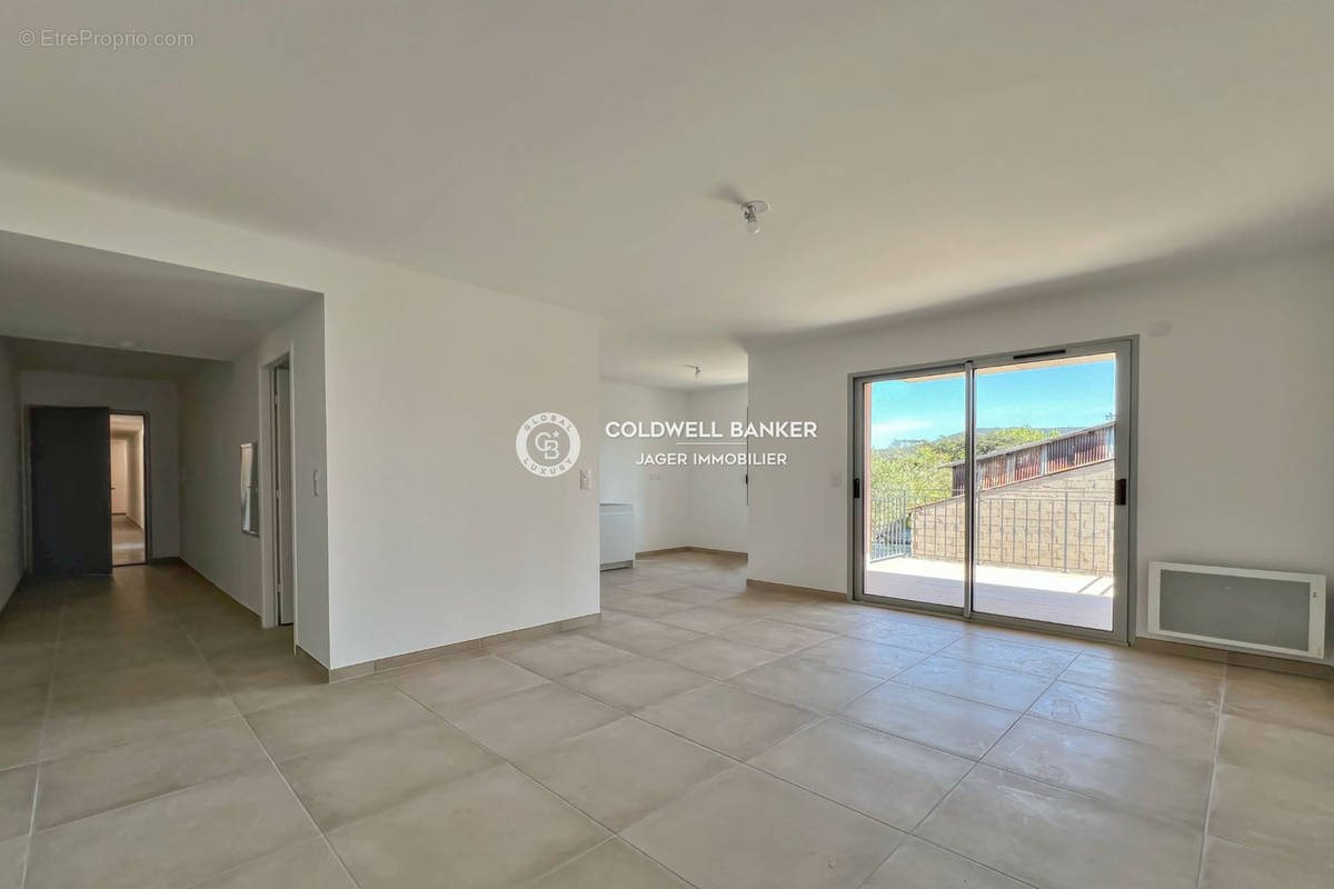 Appartement à PLAN-DE-LA-TOUR