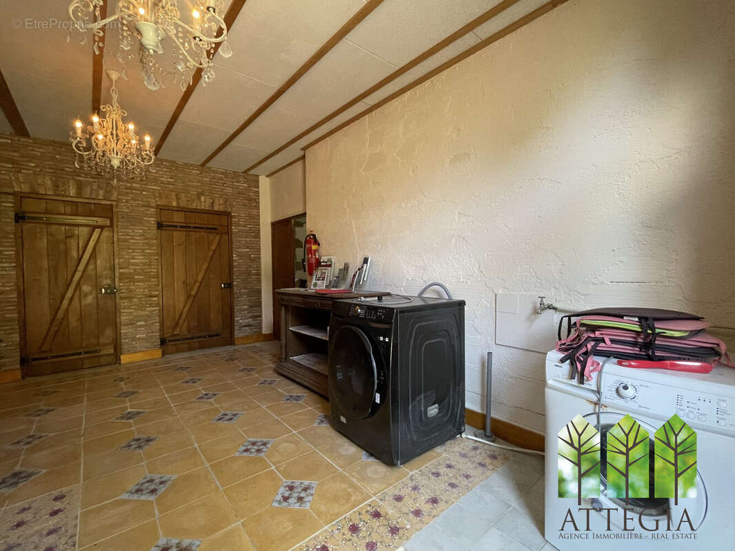 Maison à MOUTIER-MALCARD