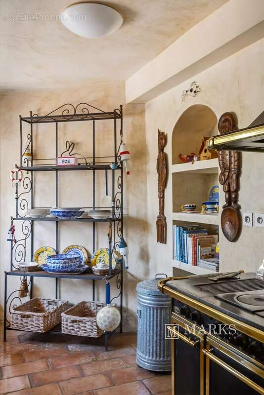 Maison à EZE