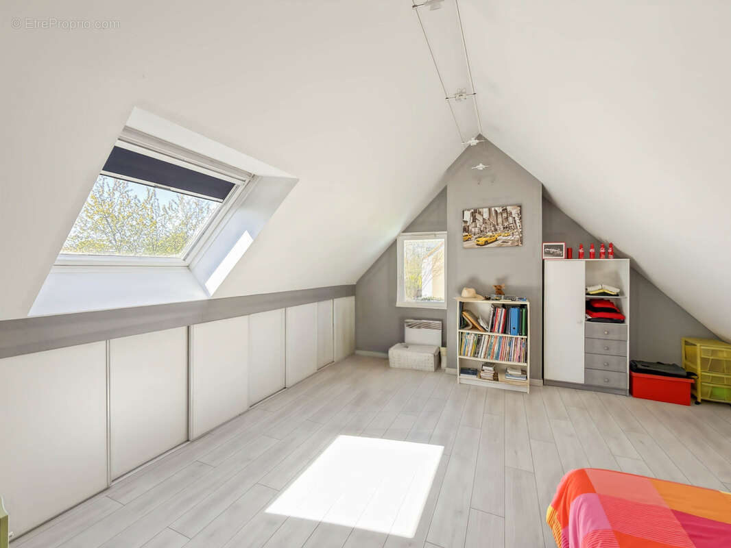 Maison à MARGENCY