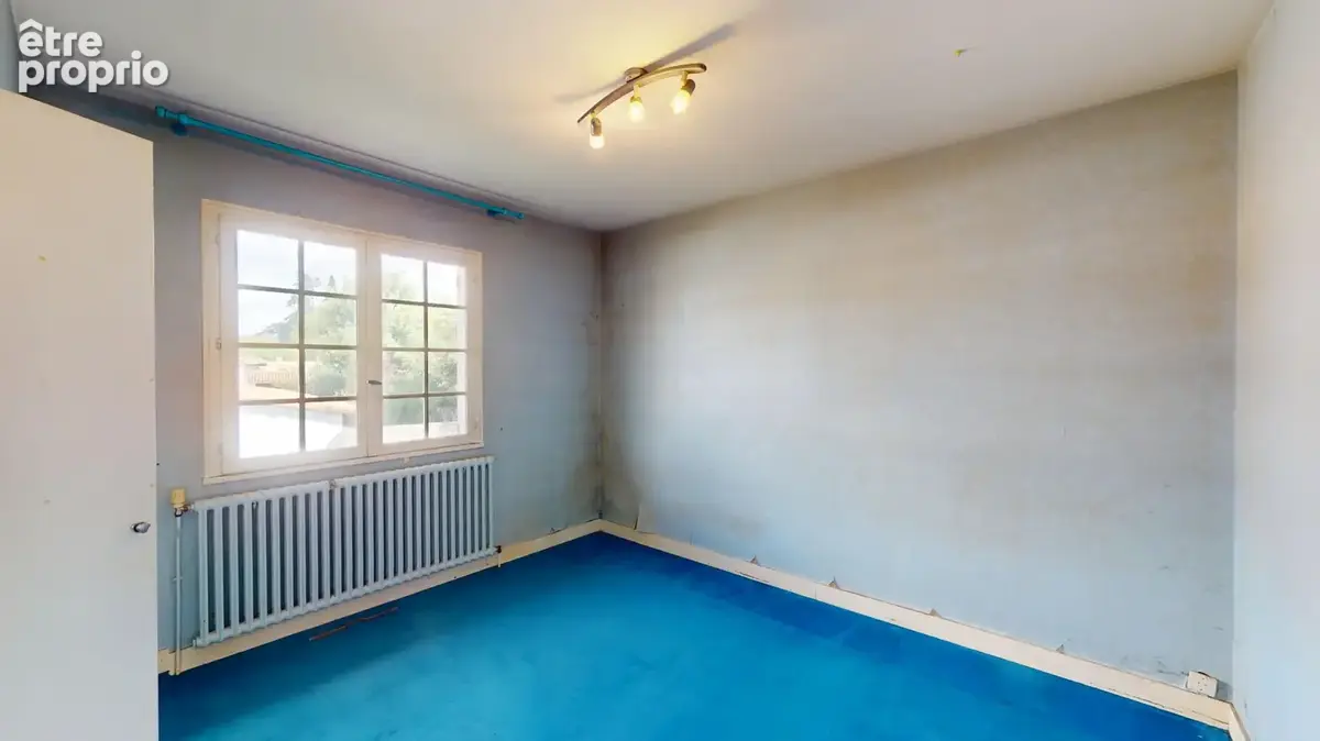 Maison à rénover au centre - FRIGÈRES - photo 6