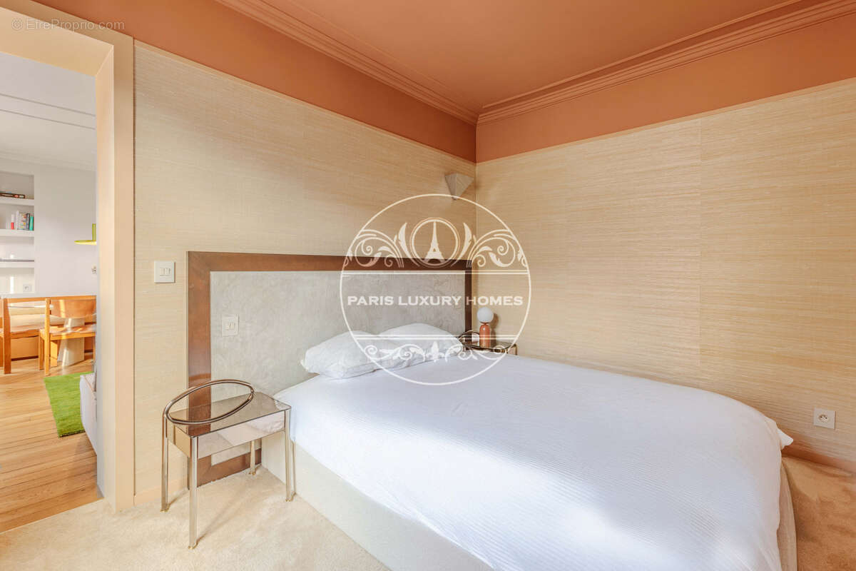 Appartement à PARIS-3E