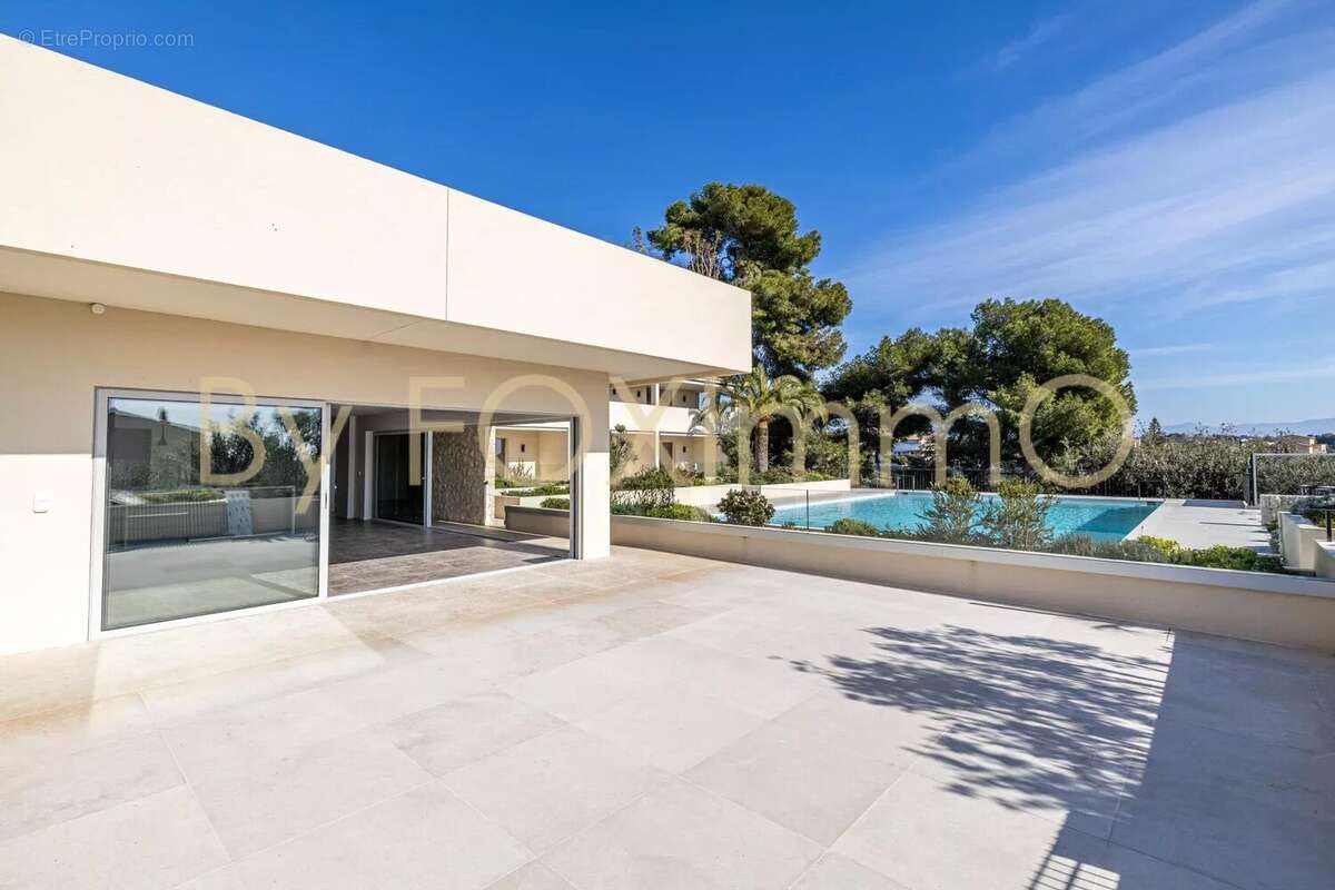 Appartement à CAGNES-SUR-MER