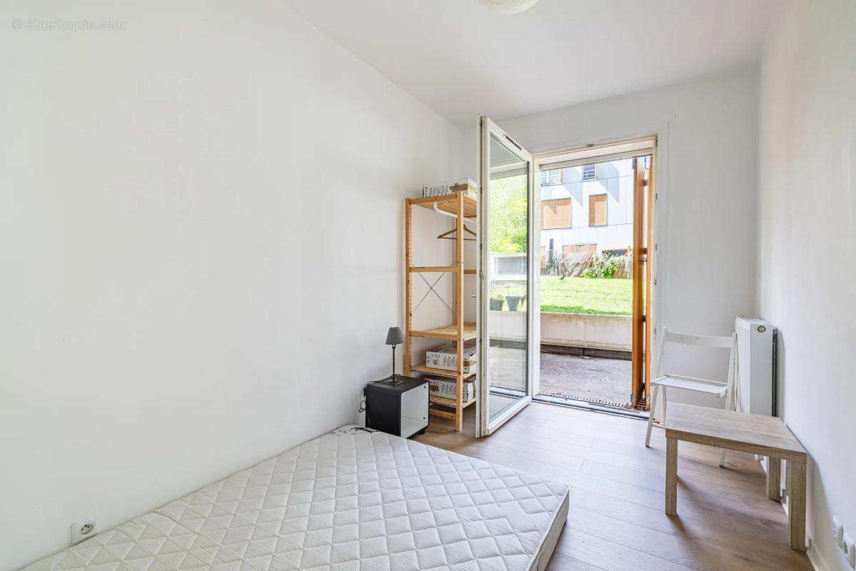 Appartement à L'ILE-SAINT-DENIS