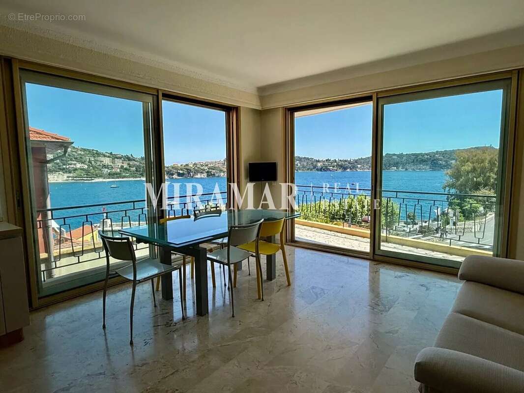 Appartement à VILLEFRANCHE-SUR-MER