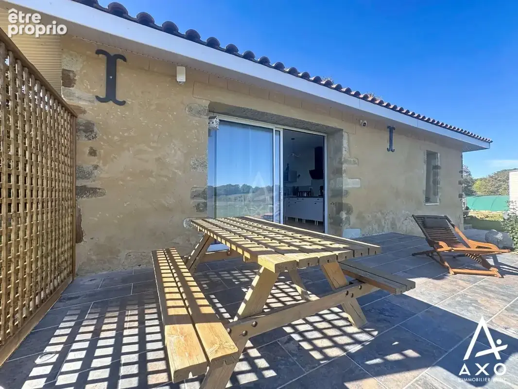 Ensemble immobilier mixte sur 9,6 hectares à saint-loubouer - photo 1
