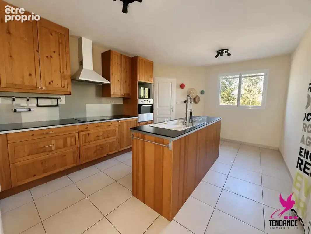 Villa 130 m² avec piscine sur 3 500 m² de Terrain. - photo 5