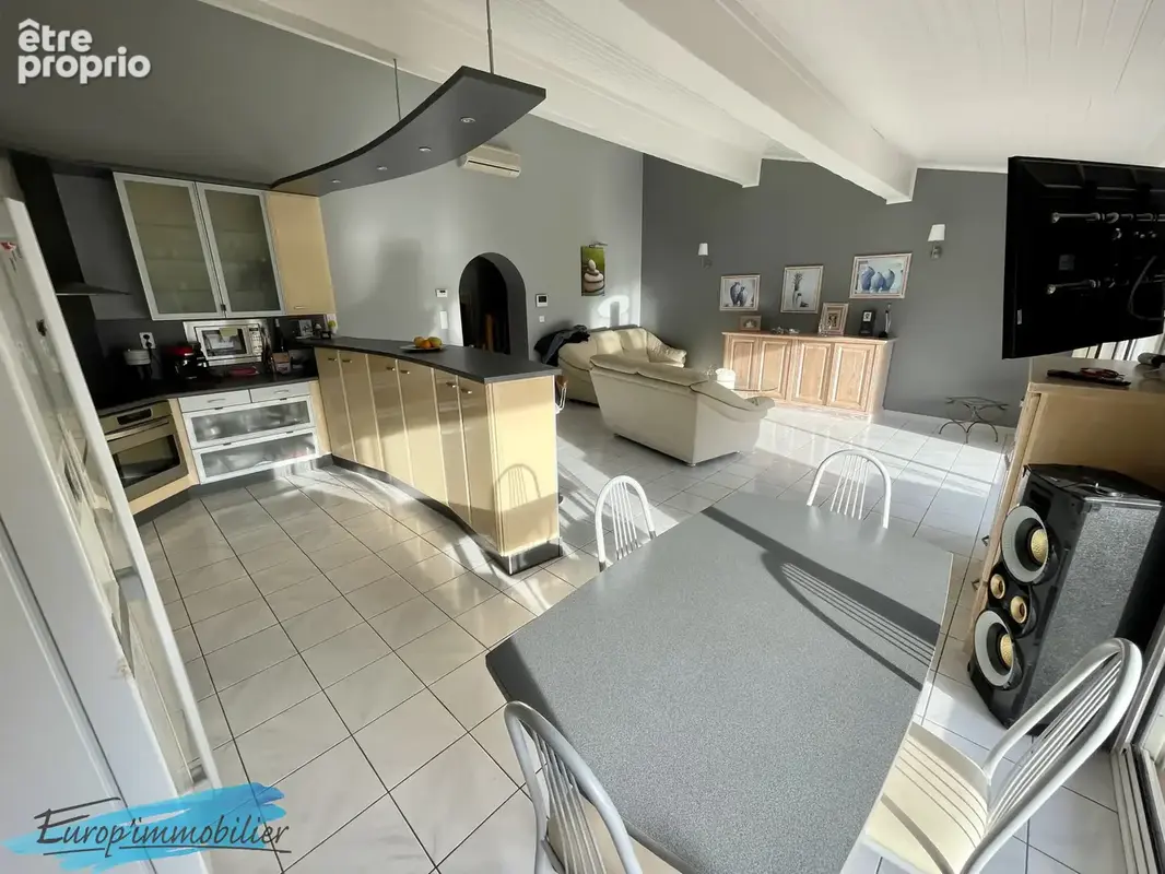 Atelier, bureaux, appartement et garage à Saint-Paul de Fenouillet - photo 4