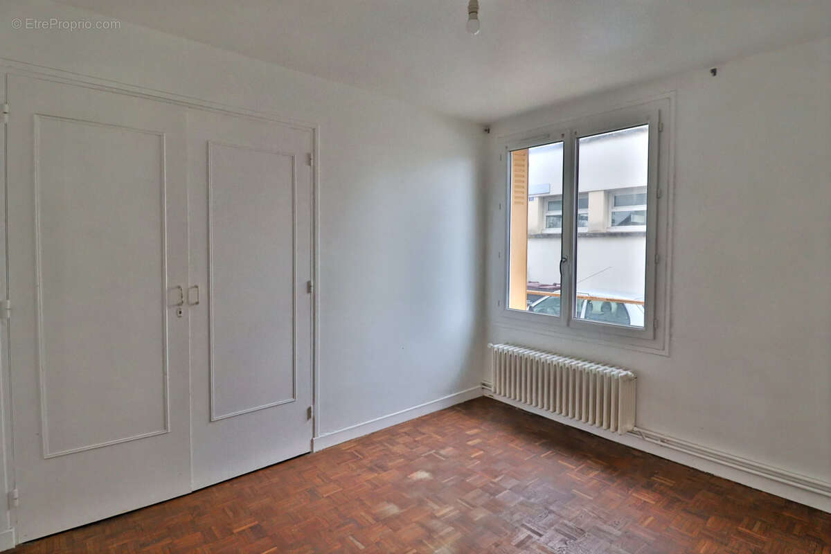 Appartement à LA CHAPELLE-SAINT-LUC