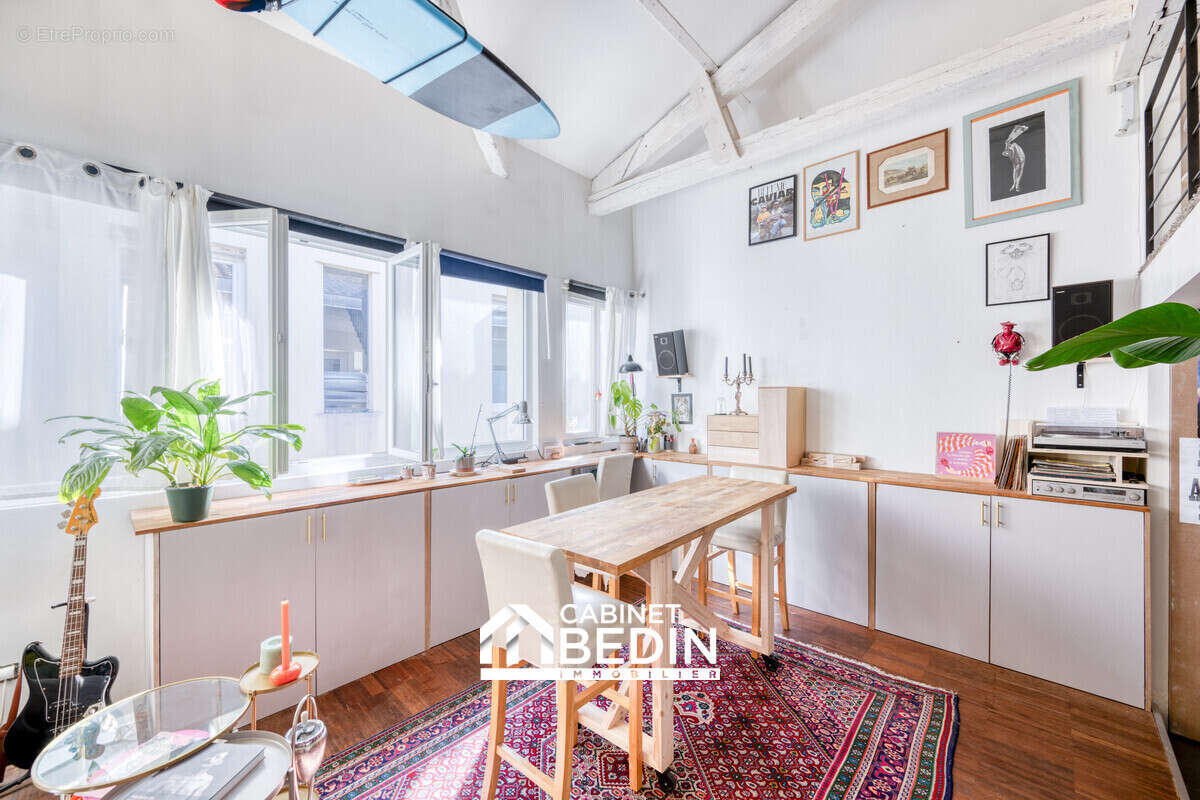 Appartement à BORDEAUX