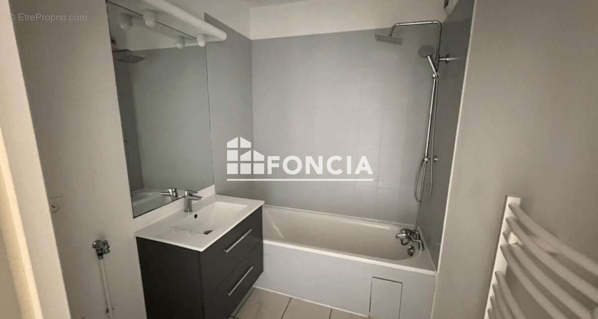 Annemasse – Appartement T4 de 83 m² avec grand balcon, garage et exposition plein sud - photo 8