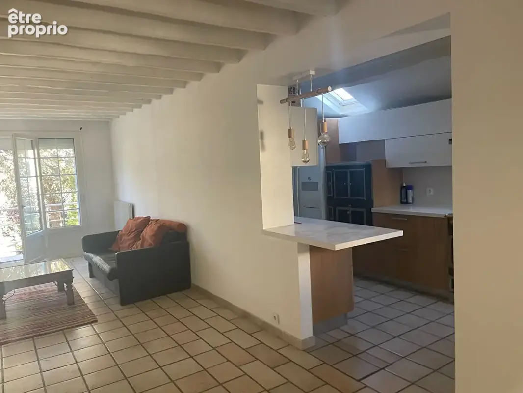 PLAISIR Centre ville : maison individuelle 178 m2 - 4 chambres dont une suite parentale au rez-de-chaussée - Grand jardin arboré - photo 6