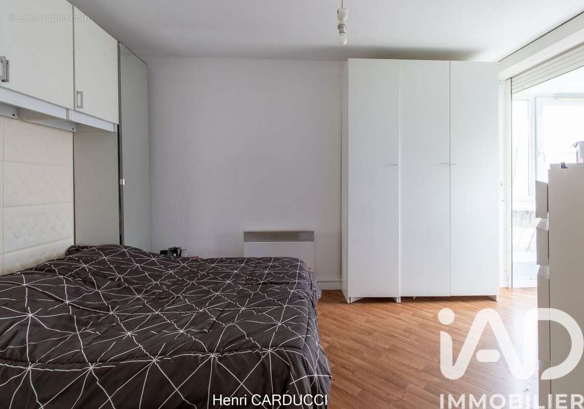 Photo 8 - Appartement à VILLETANEUSE