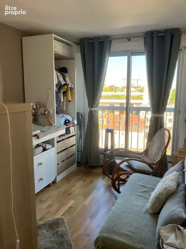 COURBEVOIE - Rue Armand Sylvestre - dernier étage 3 pièces  64m² + balcon 6m² vendu occupé - photo 11