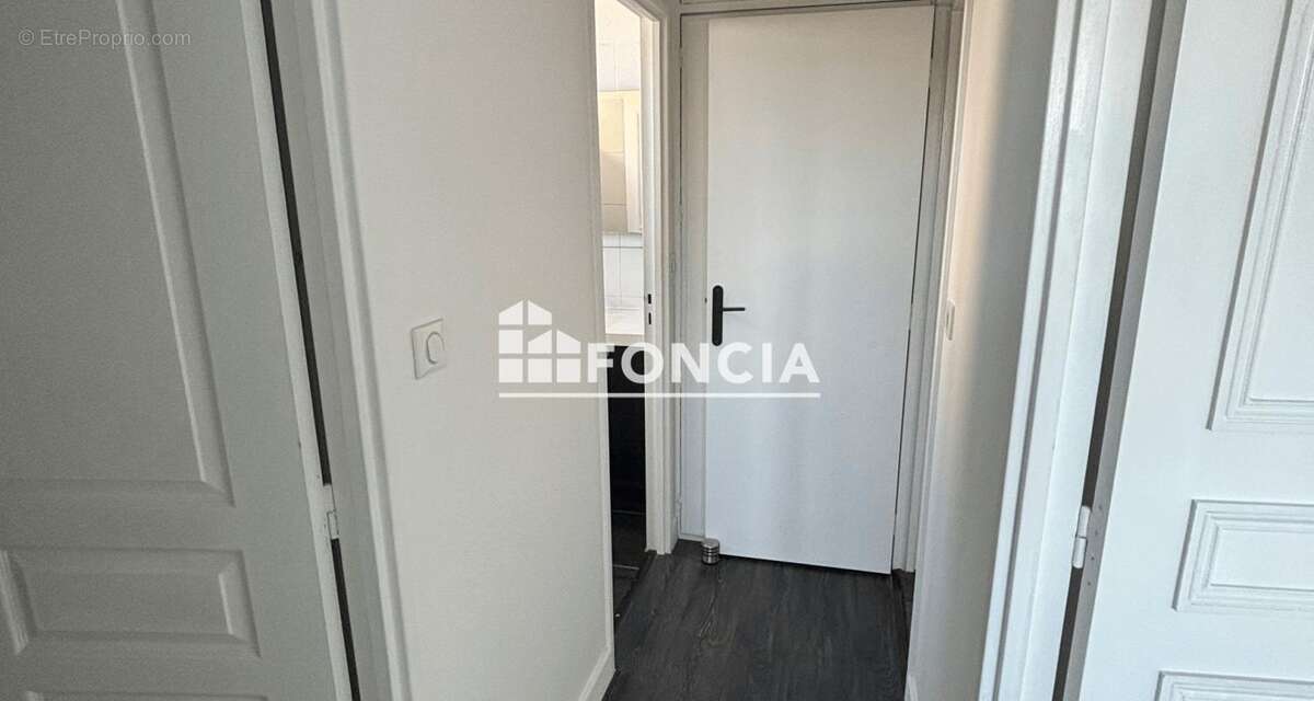 Appartement à CHILLY-MAZARIN