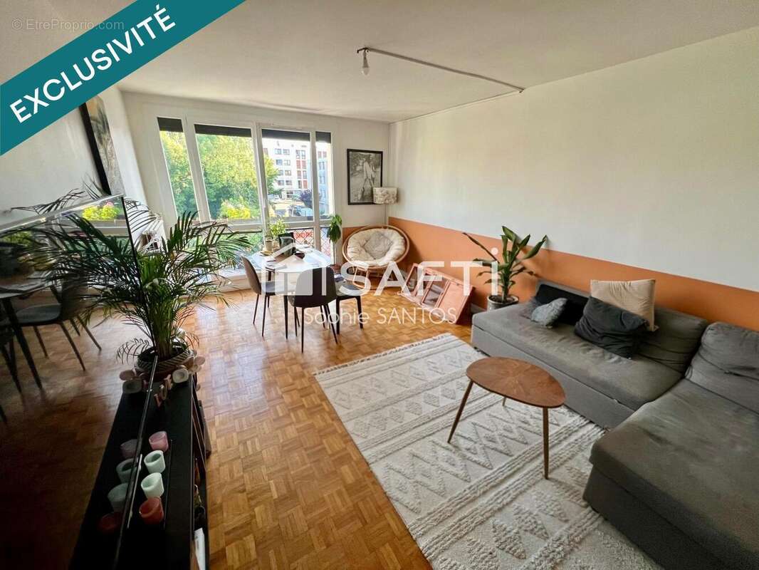 Photo 2 - Appartement à NEUILLY-PLAISANCE