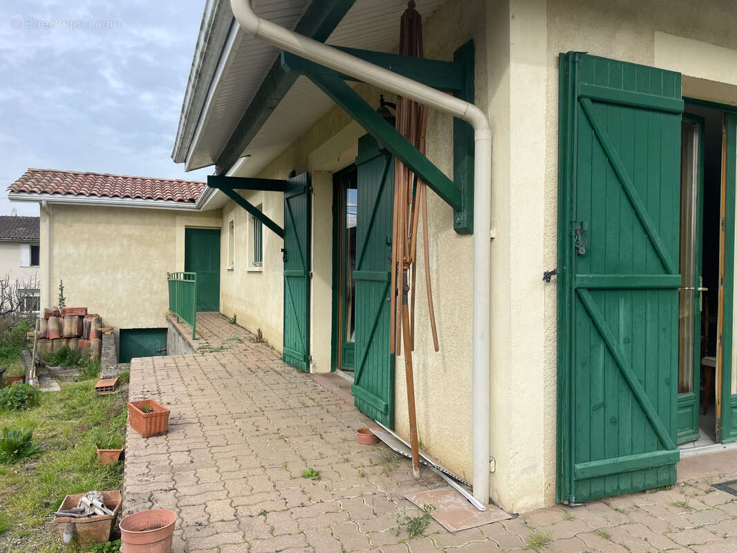 La Réole centre - Maison plain-pied de 92 M2 avec garage et jardin - photo 20