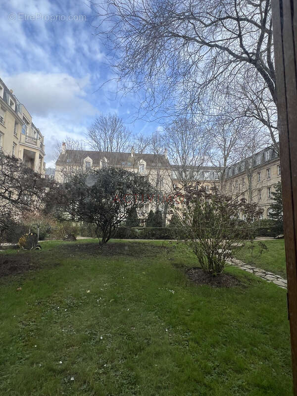 Appartement à PARIS-5E