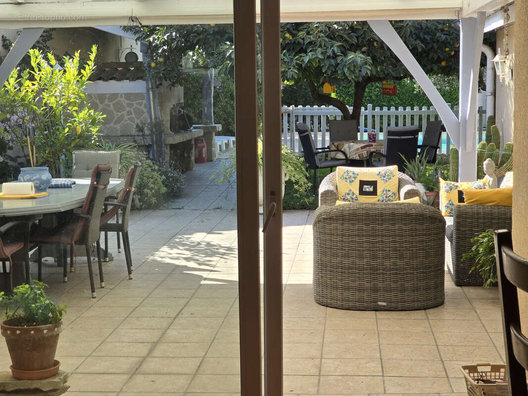 Maison à SAINT-DIDIER-SUR-CHALARONNE