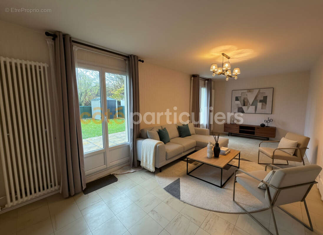 Maison à SAINT-SEBASTIEN-DE-MORSENT