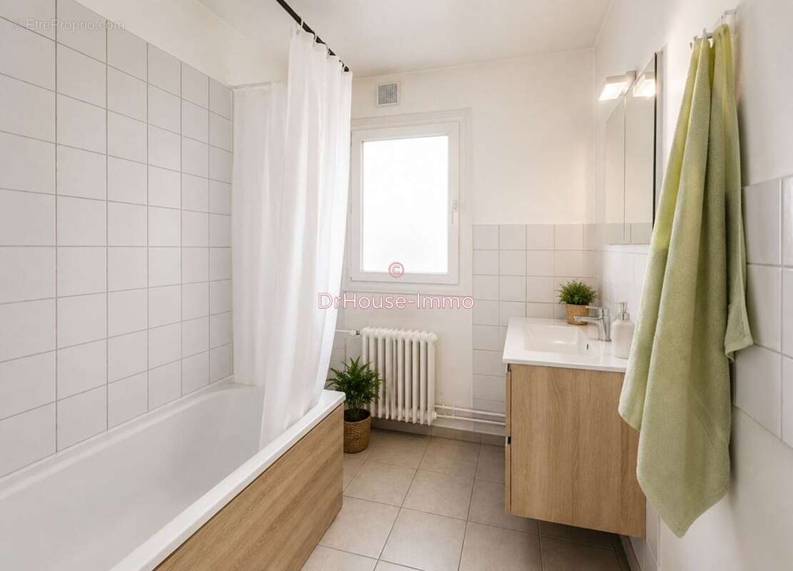 Appartement à CLICHY-SOUS-BOIS