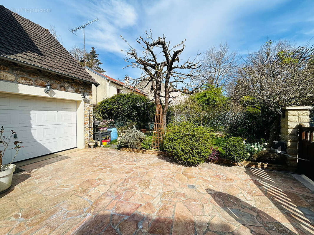 Maison à CHANGIS-SUR-MARNE
