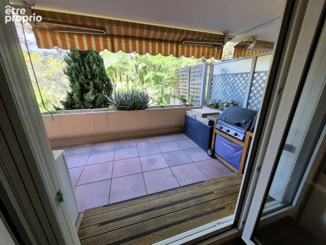 Grand T2 avec belle terrasse et garage fermé - photo 6