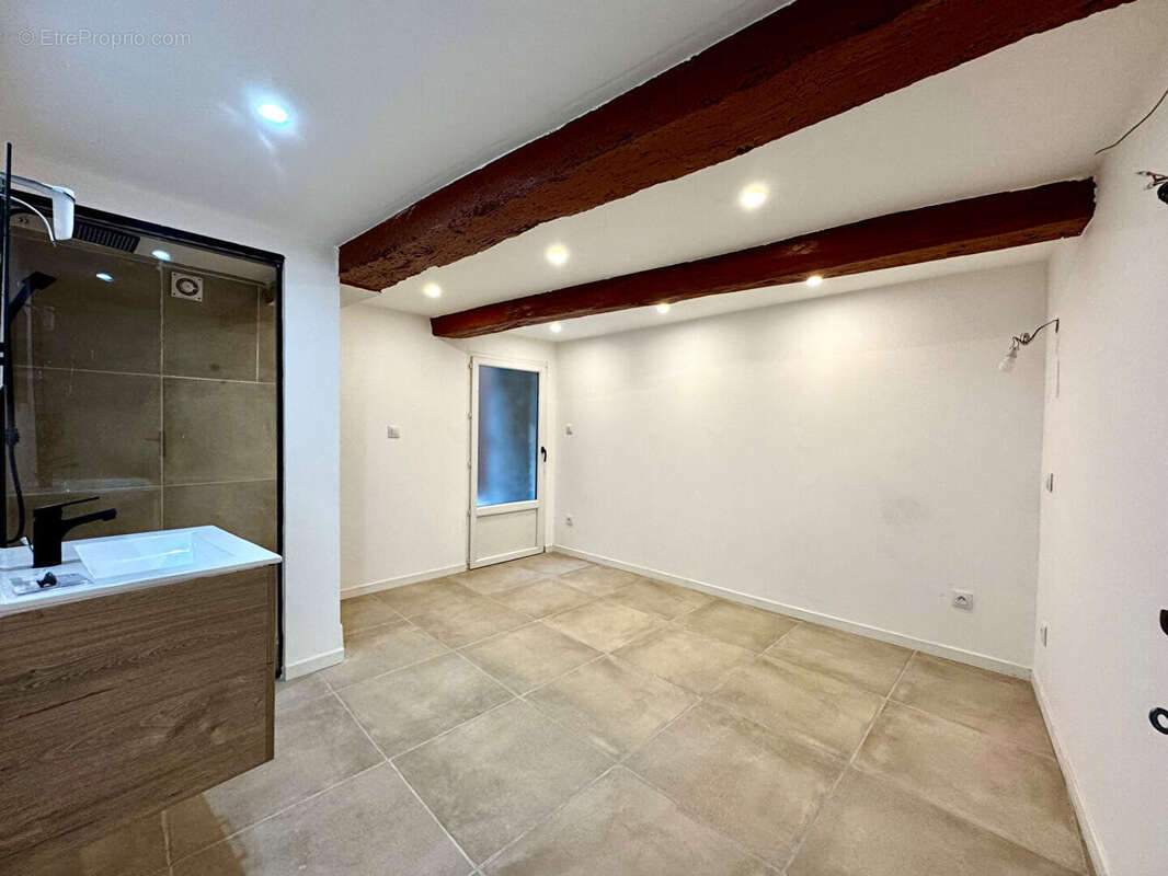 Maison à SAINT-MAXIMIN-LA-SAINTE-BAUME