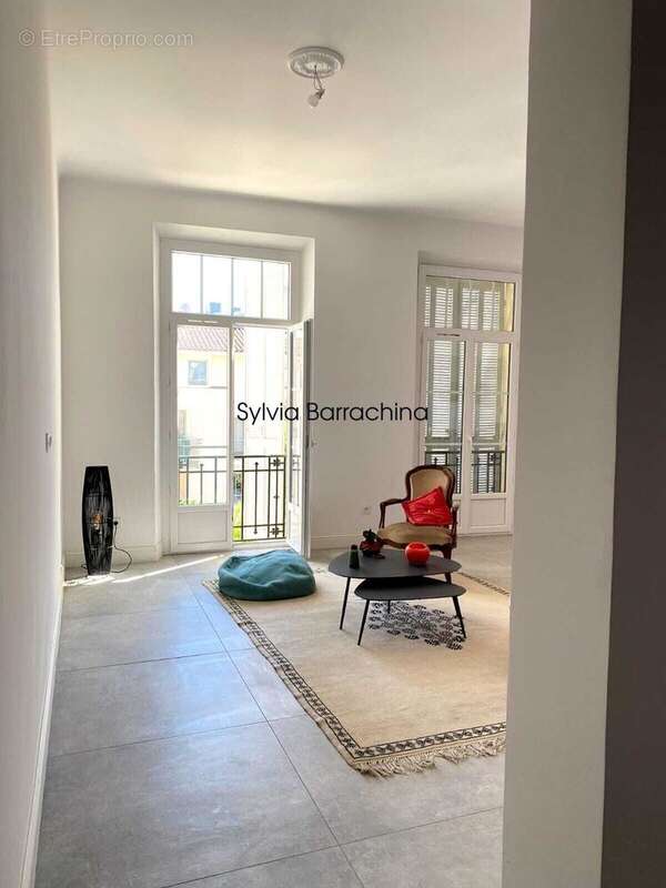 Appartement à HYERES
