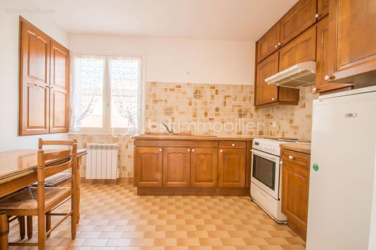 Maison à LA LONDE-LES-MAURES