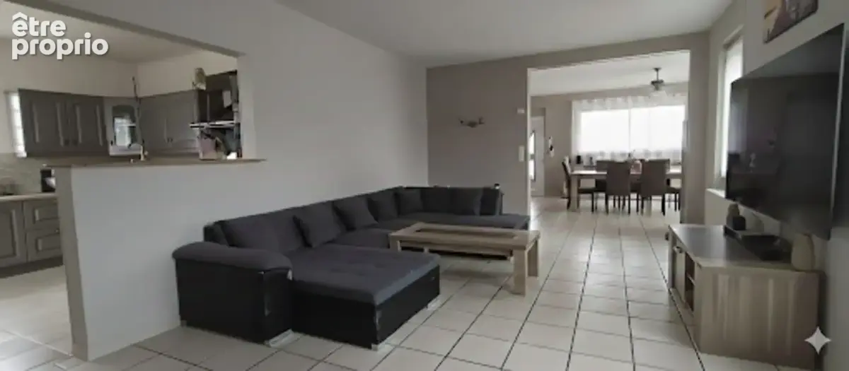 Virginie MASSON Capifrance vous propose Maison familiale 6 chambres avec sous-sol complet et terrain de 4 532 m² - photo 6