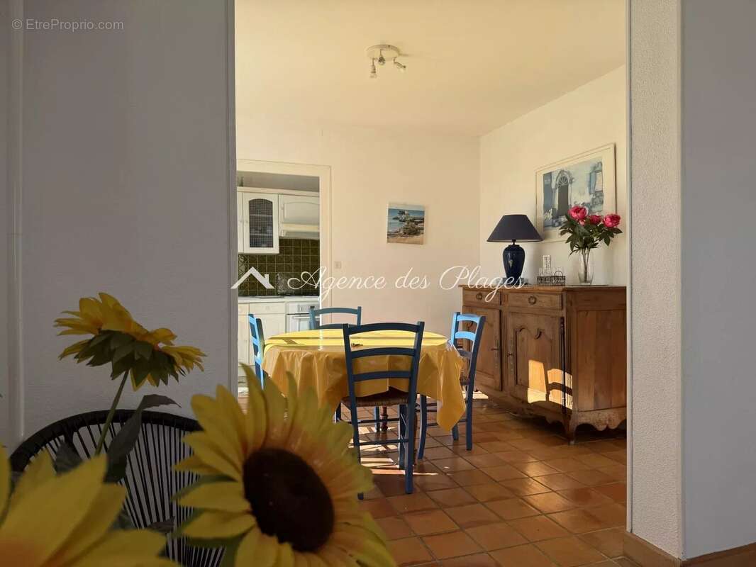 Maison à MESCHERS-SUR-GIRONDE