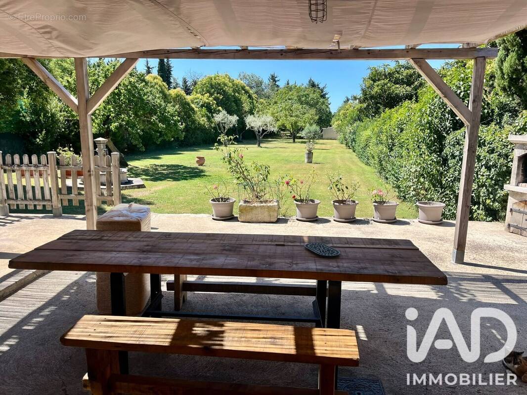 Maison 137 m² à Rodilhan  - photo 1