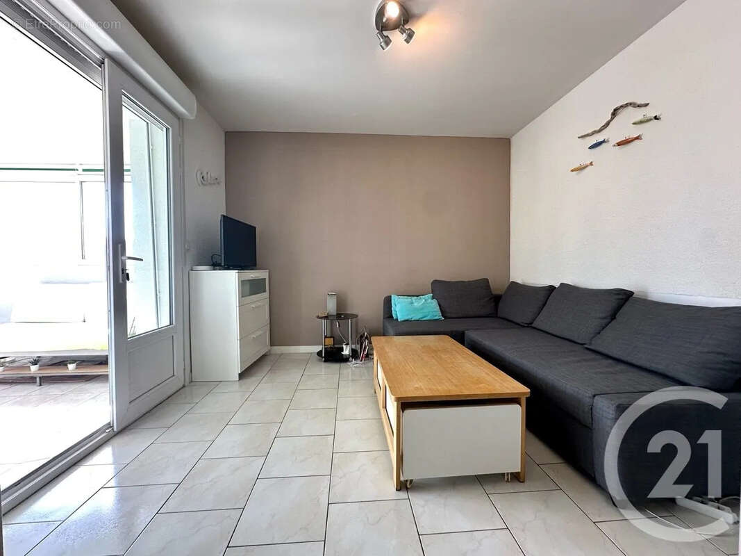 Appartement à SIX-FOURS-LES-PLAGES