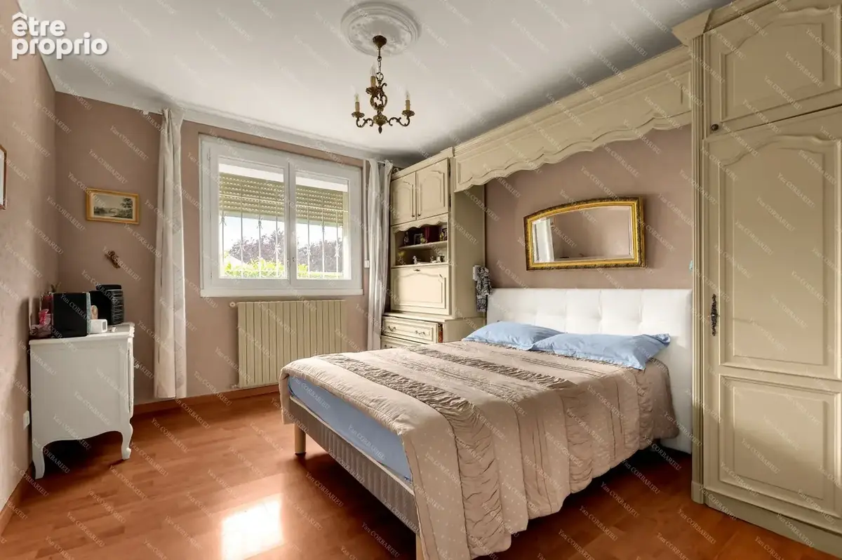 Maison familiale de plain-pied avec véranda, garage et piscine - photo 10