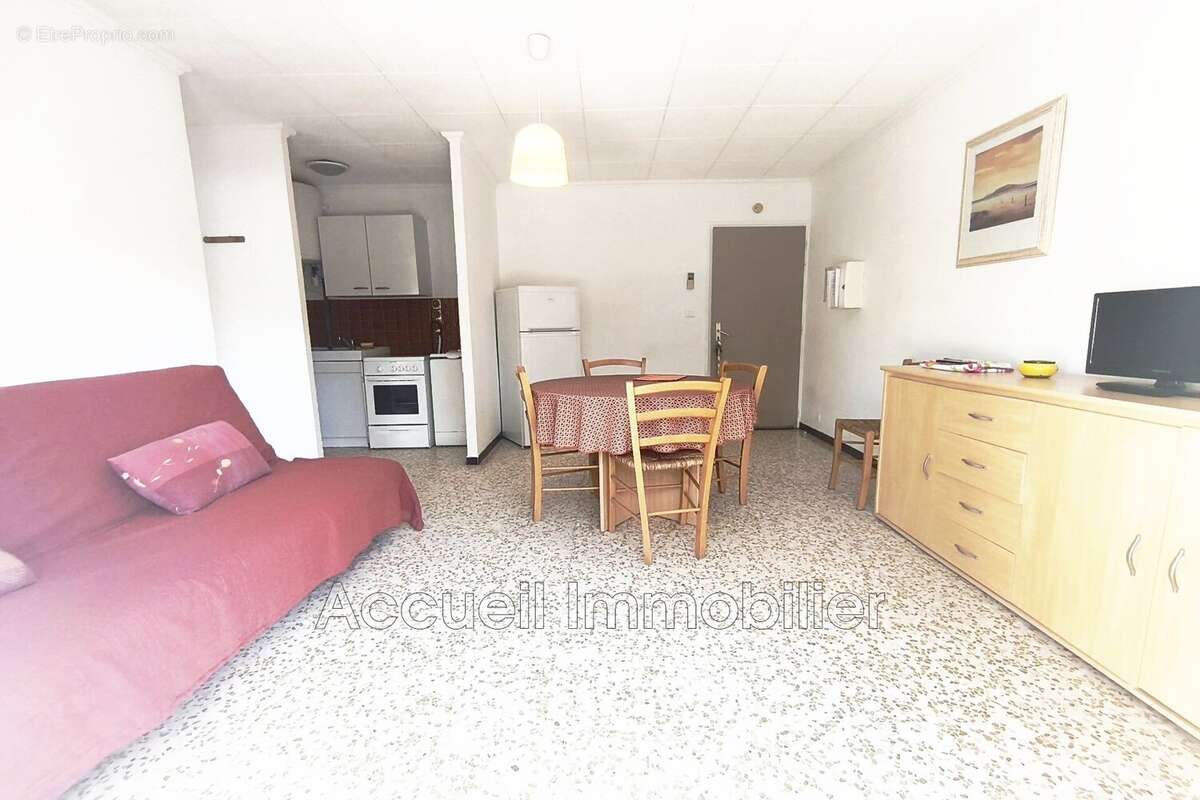 Appartement 35 m² à Le Grau-Du-Roi  - photo 4