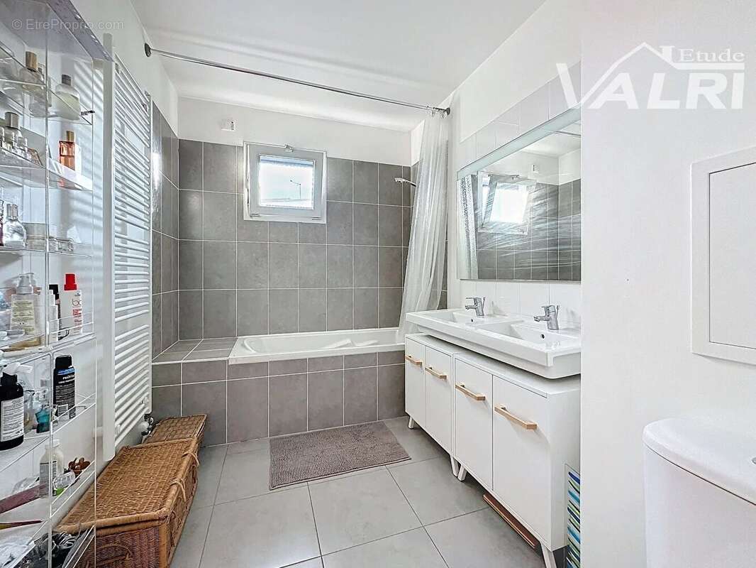 Appartement à MONTREUIL