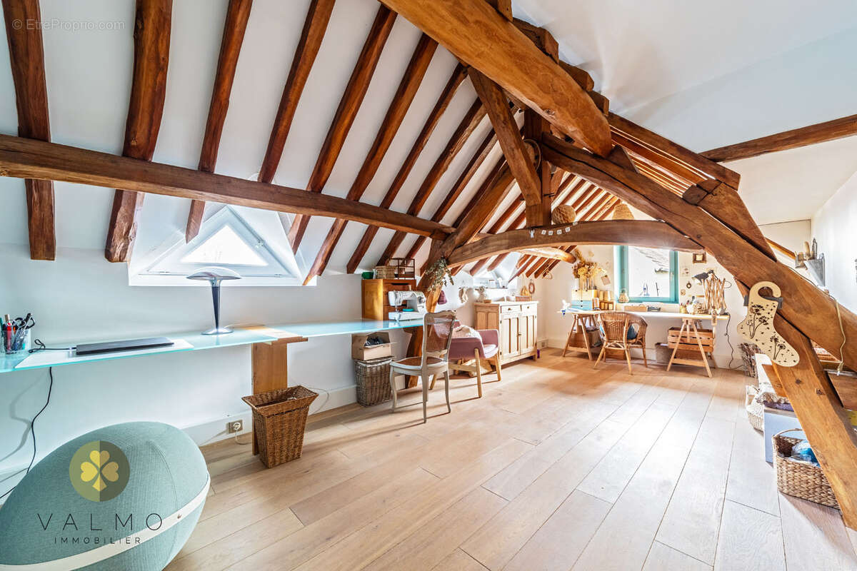 Maison à CONDE-SUR-VESGRE