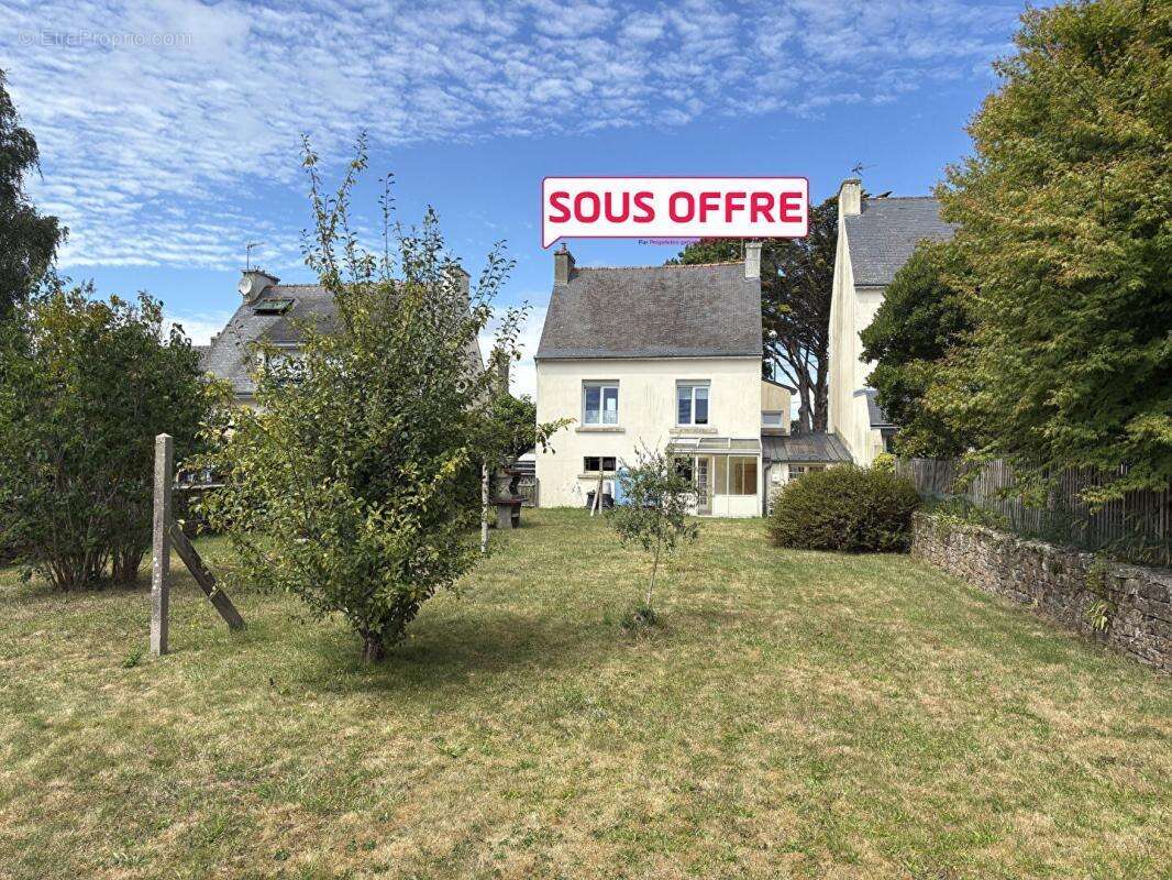 Maison à RIEC-SUR-BELON