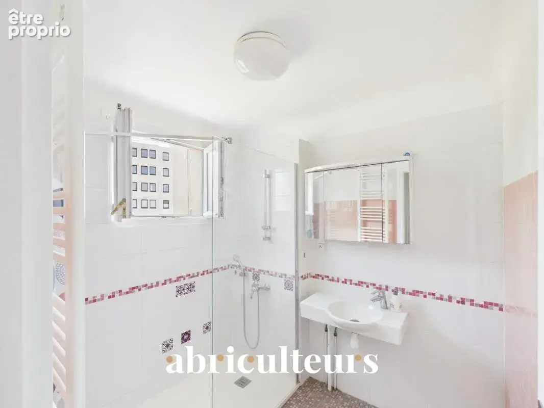Maison familiale avec jardin privatif de 560 m² en vente à Meaux 77100 - photo 10