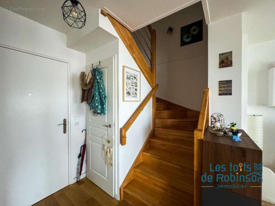 Appartement à LE PLESSIS-ROBINSON