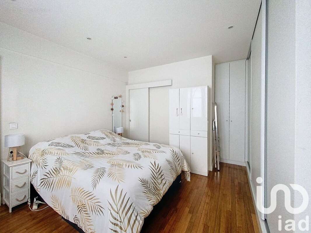 Photo 5 - Appartement à LA GARENNE-COLOMBES