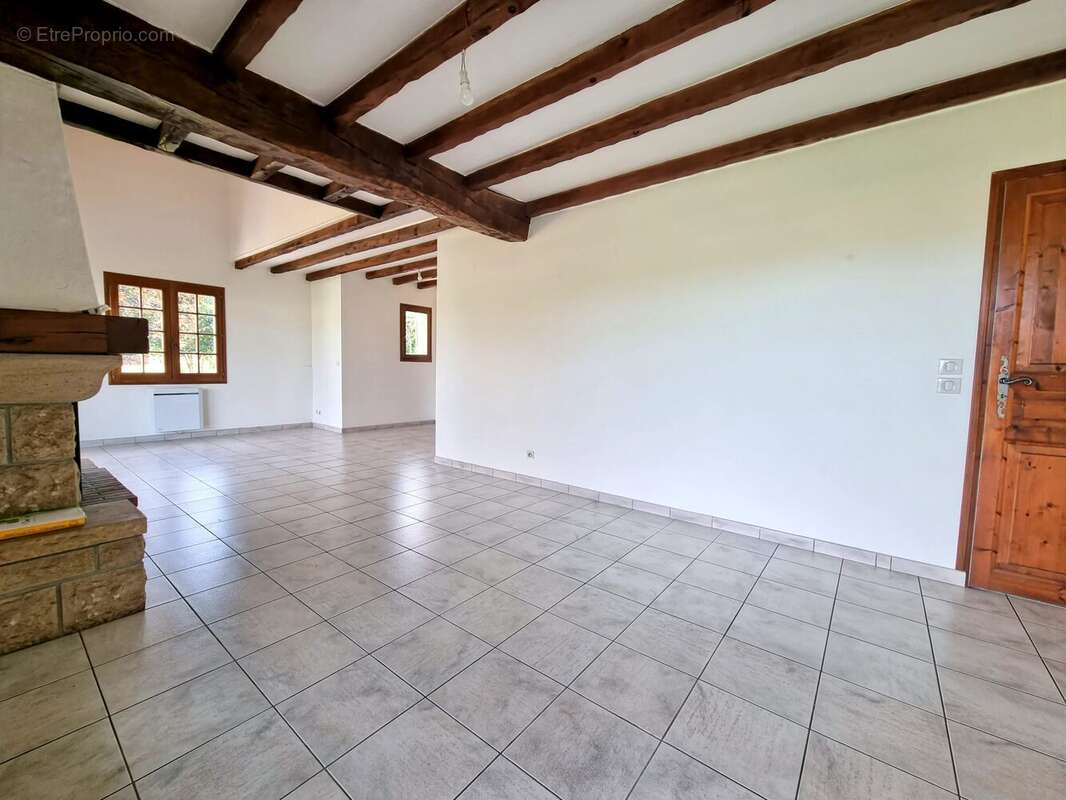 Maison 153 m² à Itxassou  - photo 8