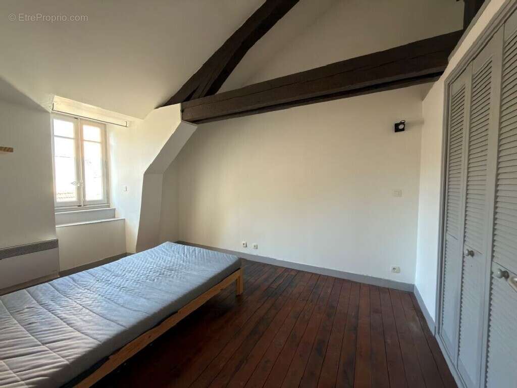 Appartement à VICHY
