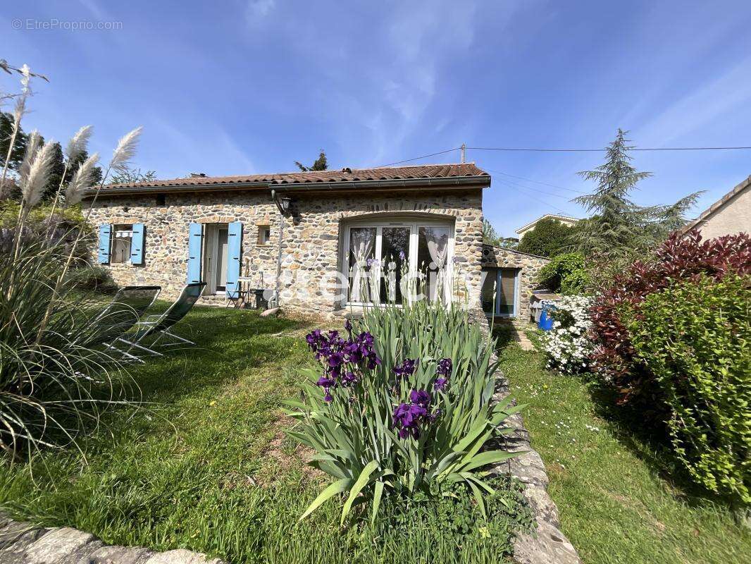 Maison à PRIVAS