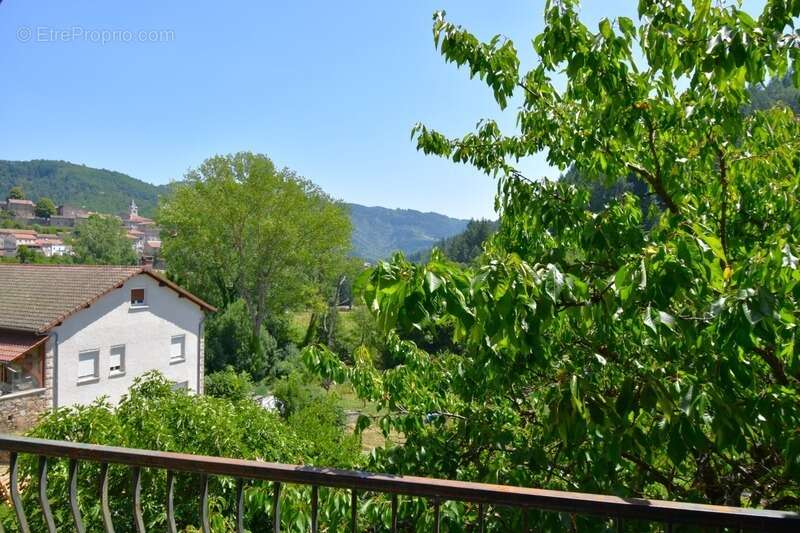 Appartement à SAINT-MARTIN-DE-VALAMAS