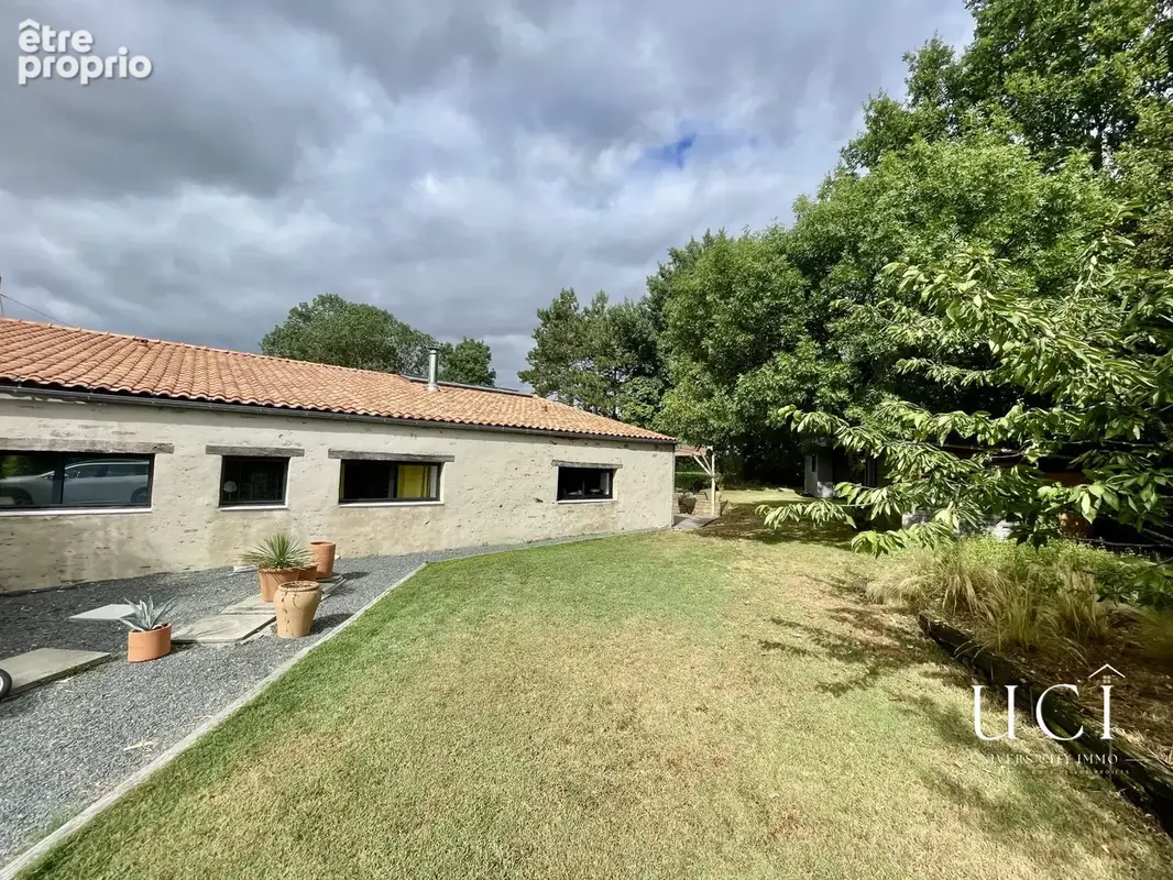 Maison 6 pièces 169 m² à vendre à Saint-Philbert-De-Grand-Lieu (44310) - photo 3