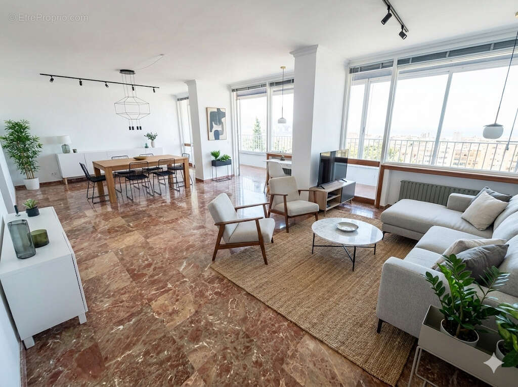 Appartement à MARSEILLE-9E