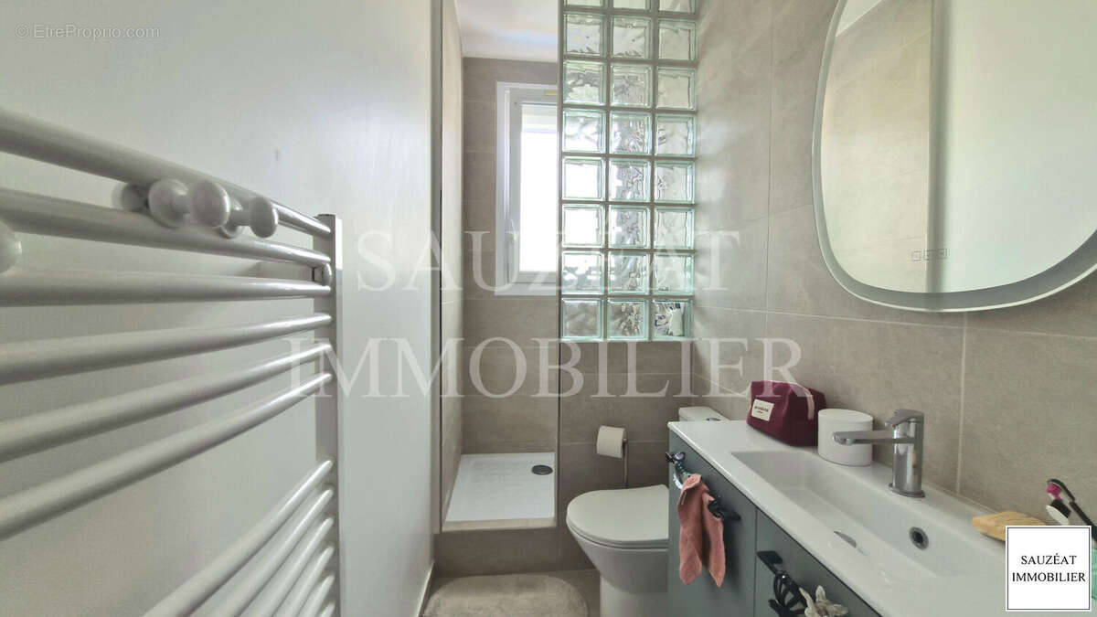 Appartement à BAGNEUX