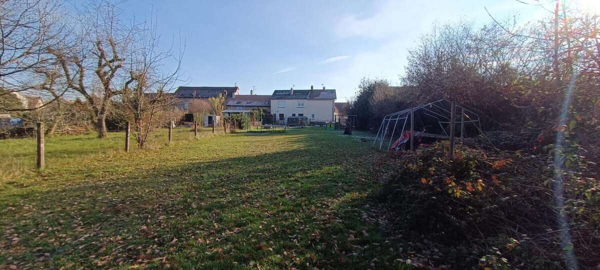 Maison à SAINT-SAUVEUR